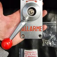 Leva Treni Anni 70/80 vintage con Viti e Adesivo 