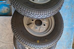 3 Ruote nuove  complete per carrello auto 