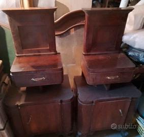 coppia di comodini antichi anni 1920