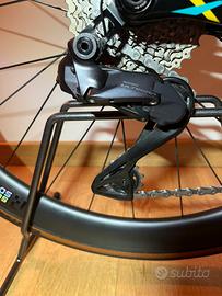 Ultegra di2 R8100 12 V