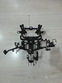SUPPORTO PROTEGGI GAMBE PER X MAX 125