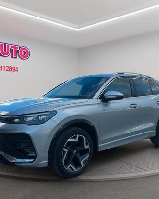 Volkswagen Tiguan 2.0 TDI 150 CV SCR DSG R-Line
