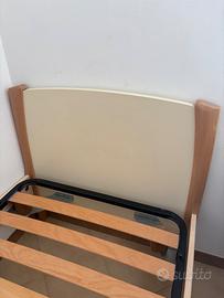 Lettino ragazzo più comodino