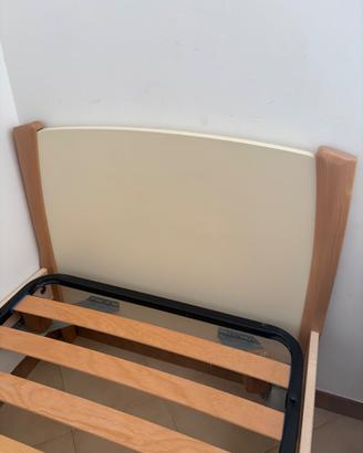 Lettino ragazzo più comodino