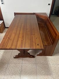 Tavolo con cassapanca