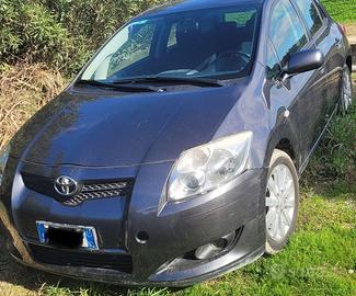 Toyota Auris 2.0 D-4D  – Soli 135.000 km originali