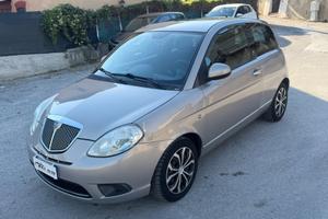 Lancia Ypsilon 1.2 Oro - 2011