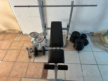Panca + bilanciere + 5 manubri + 33 pesi