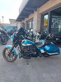 Harley-davidson Street Glide ST Fast Johnnie - 202