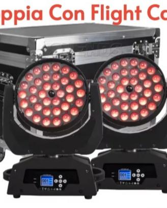 Teste Mobili Wash Zoom Led 36x18w RGBWAUV + Baule
