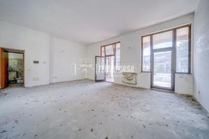 NEGOZIO LIBERO SUBITO!