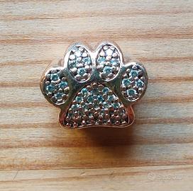 Pandora charm zampa