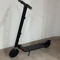 Monopattino elettrico segway ninebot s1