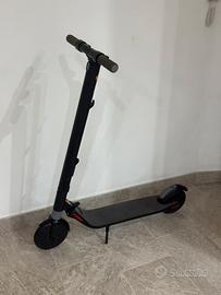Monopattino elettrico segway ninebot s1
