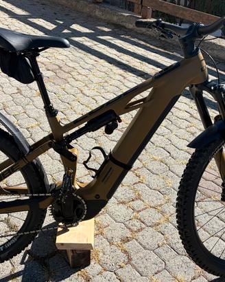 Cube stereo one 77 race