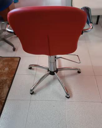 poltrone per parrucchieri 