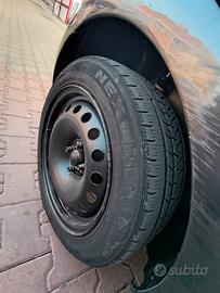 gomme e cerchi da 16 pollici per fiat punto evo 