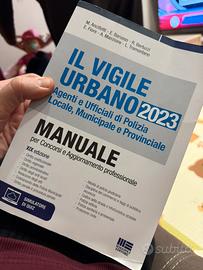 Libro il vigile urbano concorsi