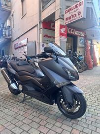 Yamaha TMAX 530