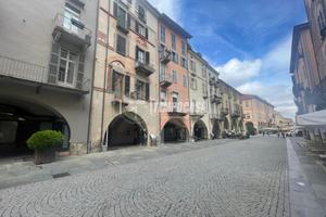 TRILOCALE RISTRUTTURATO VIA ROMA CUNEO