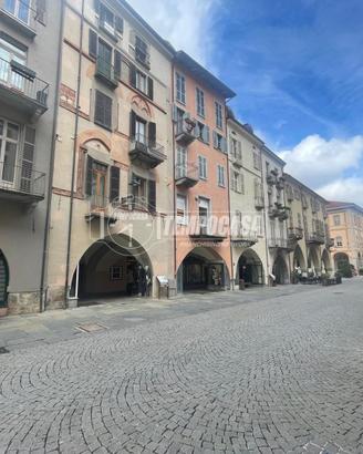 TRILOCALE RISTRUTTURATO VIA ROMA CUNEO