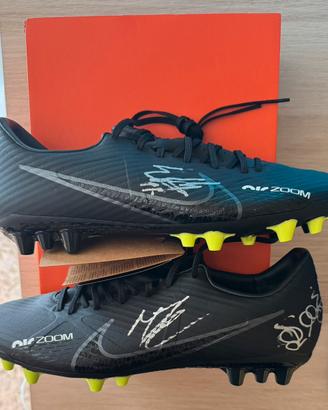 Scarpe  Autografate