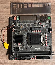 Scheda madre NAS Mini-ITX C246 8xSATA 4xLAN