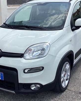 Fiat Panda 1.0 FireFly S&S Hybrid Garmin