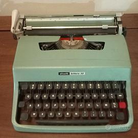 Macchina da scrivere Olivetti lettera 32