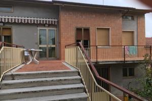 FILOTTRANO. Soluzione indipendente su tre livelli