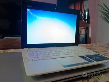 Piccolo PC portatile ASUS