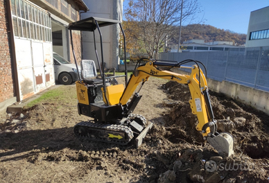 Miniescavatore 10quintali come nuovo 2023 ht12