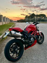 Ducati Monster 796