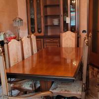 Tavolo grande da sala da pranzo in legno