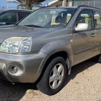 Nissan X-Trail 2.2 dCi Wild 4X2