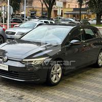 VOLKSWAGEN Golf 1.0 eTSI EVO DSG Life