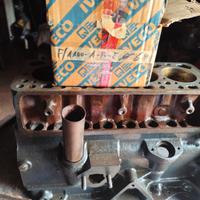 MONOBLOCCO FIAT 1100 B-E ORIGINALE CON PISTONI