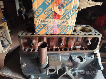 MONOBLOCCO FIAT 1100 B-E ORIGINALE CON PISTONI