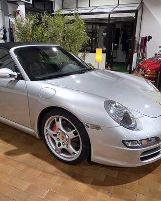 997 911 Porsche Carrera S Cabriolet Book service A