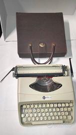 Macchina da scrivere Lagomarsino Amica 56 anni 70