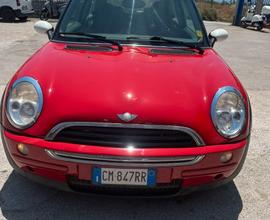 Mini cooper one d 1.4 tdi anno 2004