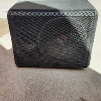 Amplificatore e subwoofer kicker