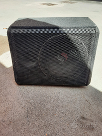 Amplificatore e subwoofer kicker