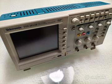 Oscilloscopio Tektronix TDS2012B - 100MHz - 2Ch