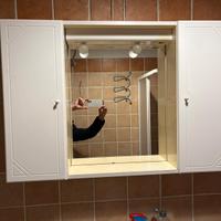 mobile specchio per bagno.