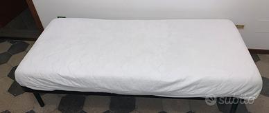 Coprimaterasso in cotone con angoli