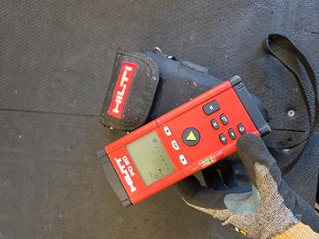 misuratore laser Hilti