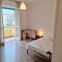 Camera con balcone su Torre in via Piave