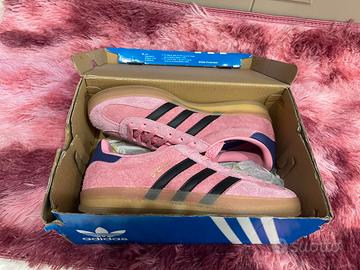 Adidas gazelle nere e rosa best sale