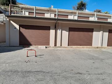 Garage via mazzini